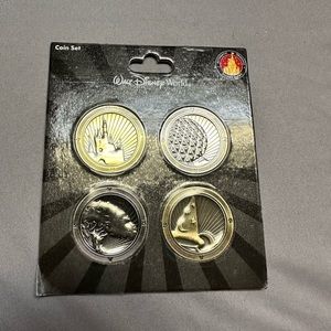 WALT DISNEY WORLD Exclusive Theme Park FLORIDA Icons Coin Set Of 4 Package